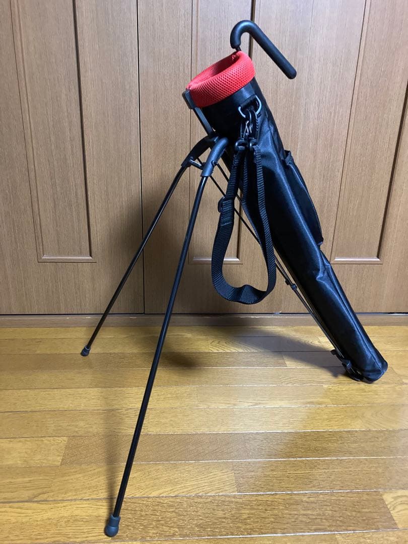 テーラーメイド　セルフスタンドバッグ　ブラック