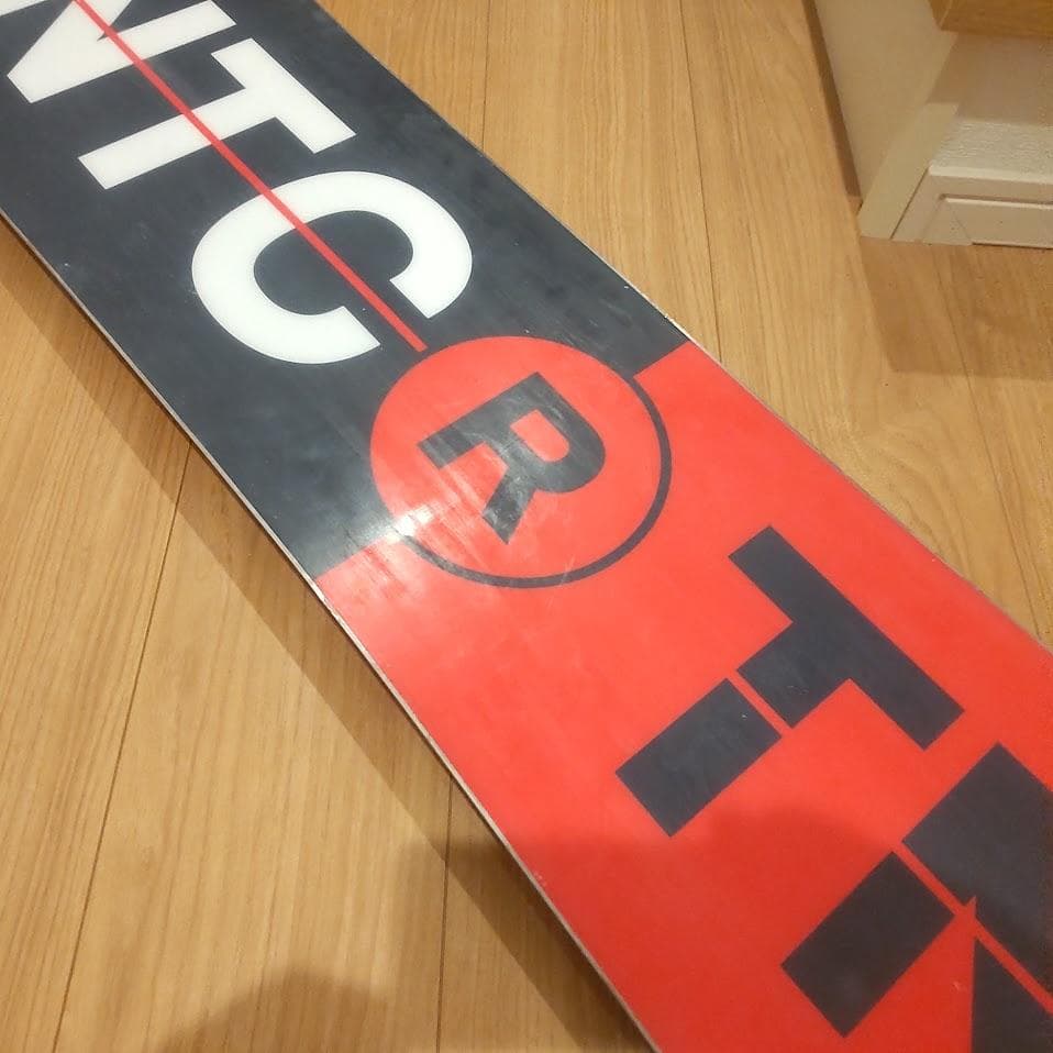 FNTC ファナティック TNT R スノーボード 153cm 23-24