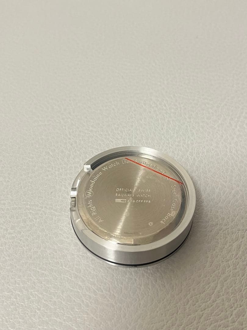 モンディーンMONDAINE 置時計 日付曜日表示機能付き
