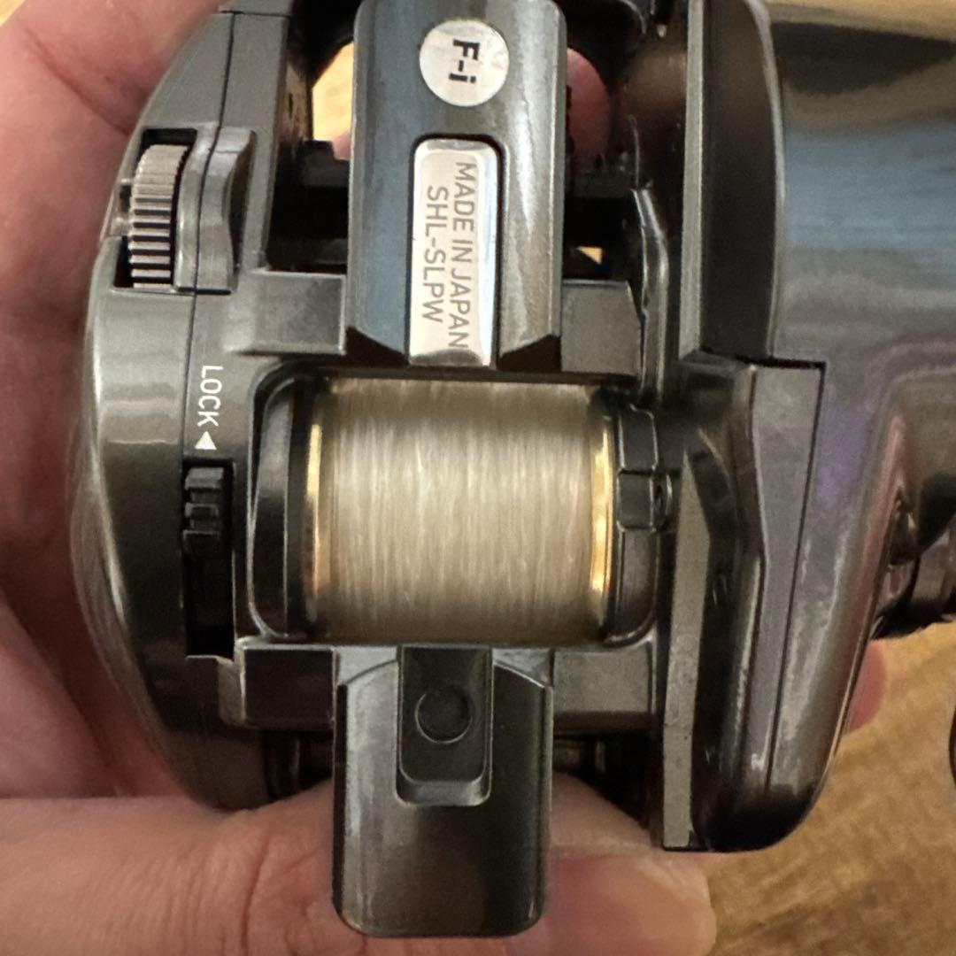 スティーズCT SV TW 103SHL ベイトリール 左ハンドル