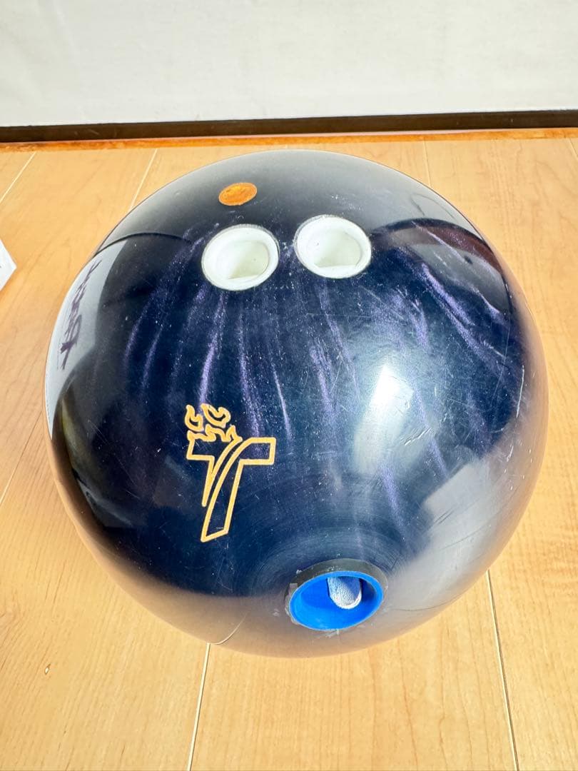 STEALTH PEARL ボウリングボール　14ポンド　プラグ跡あり　左利き