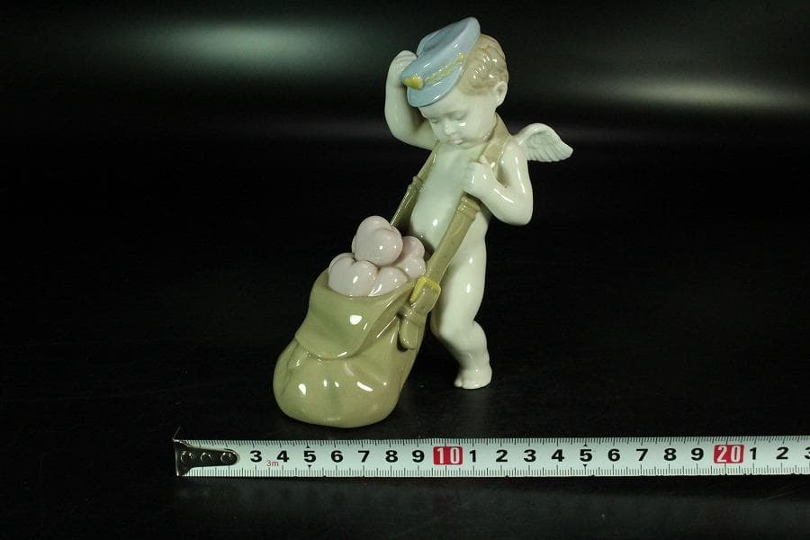 リヤドロ LLADORO ハートがいっぱい 天使 陶製 人形(K-XA952)