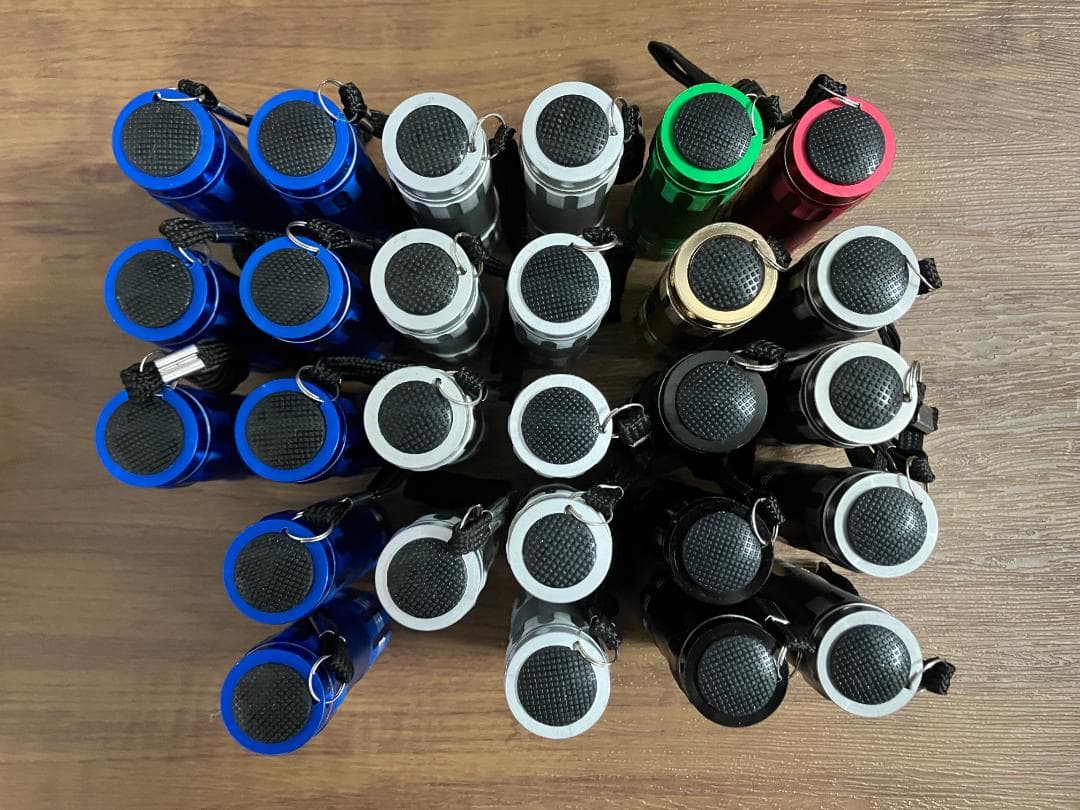 【中古良品】ミニポータブルライト×各種72本(9＆5＆3LED・電池226本付)