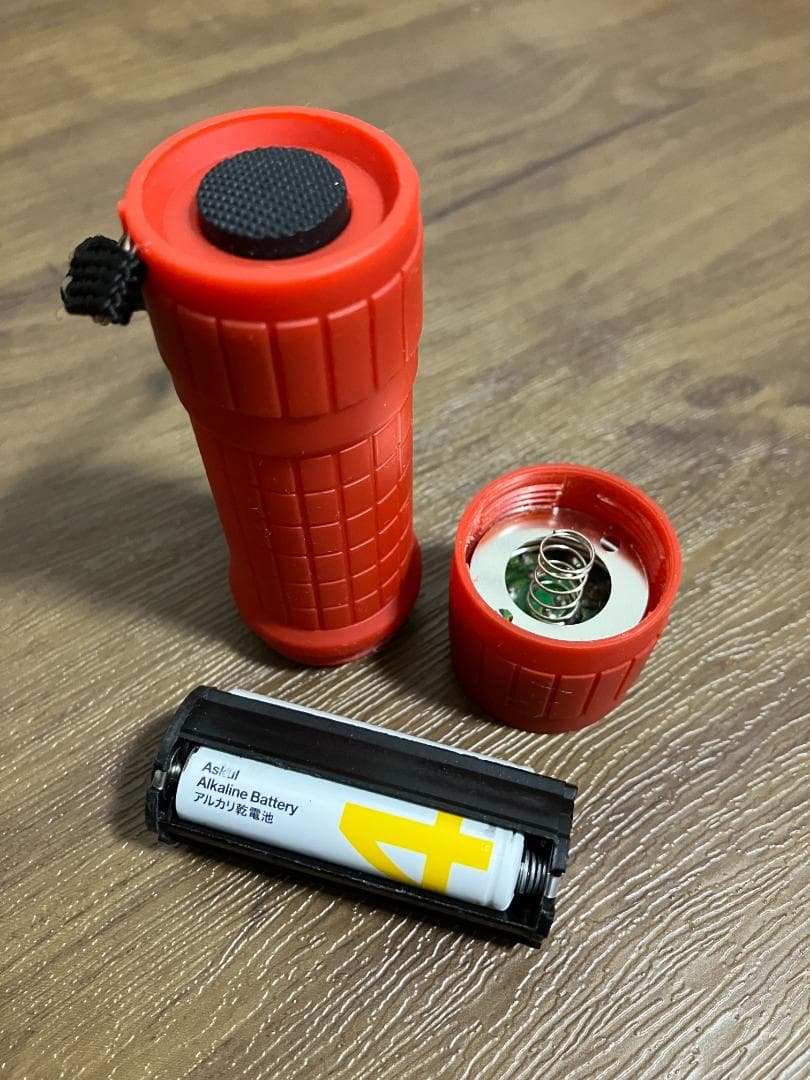 【中古良品】ミニポータブルライト×各種72本(9＆5＆3LED・電池226本付)