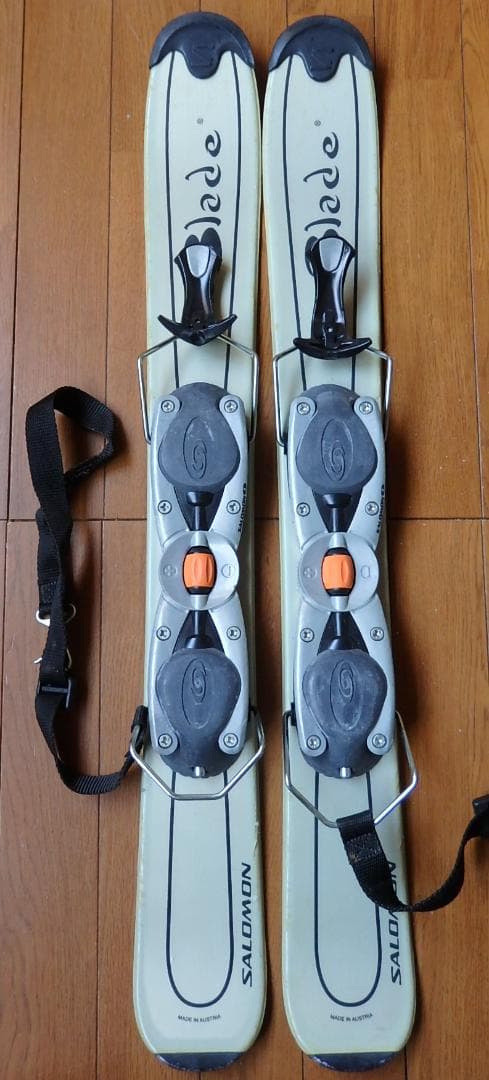 SALOMON,BIGHORN　板約82ｃｍ、ブーツ約27.0～27.5ｃｍ