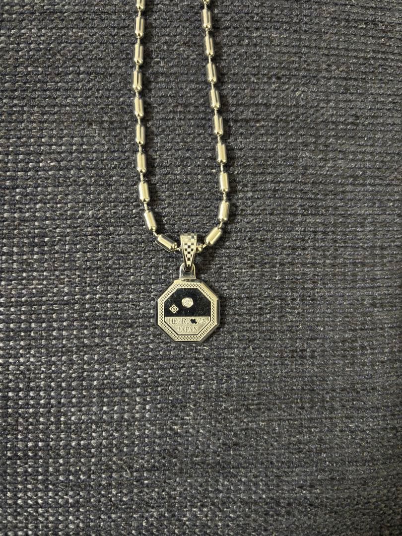 【美品】HEARTZ ハーツ メタリックネックレス 八角形 クローバー 316L