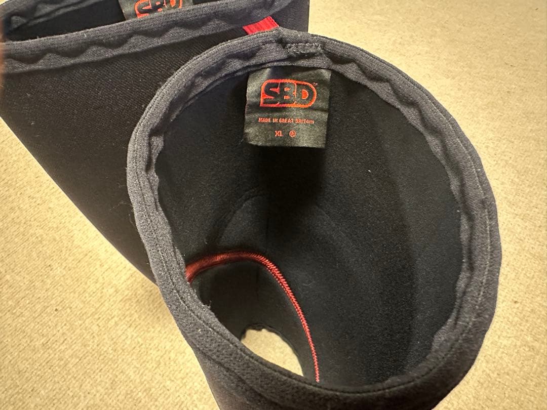 SBD ウエイトトレーニング サポーター 黒赤　ニースリーブ　XLサイズ