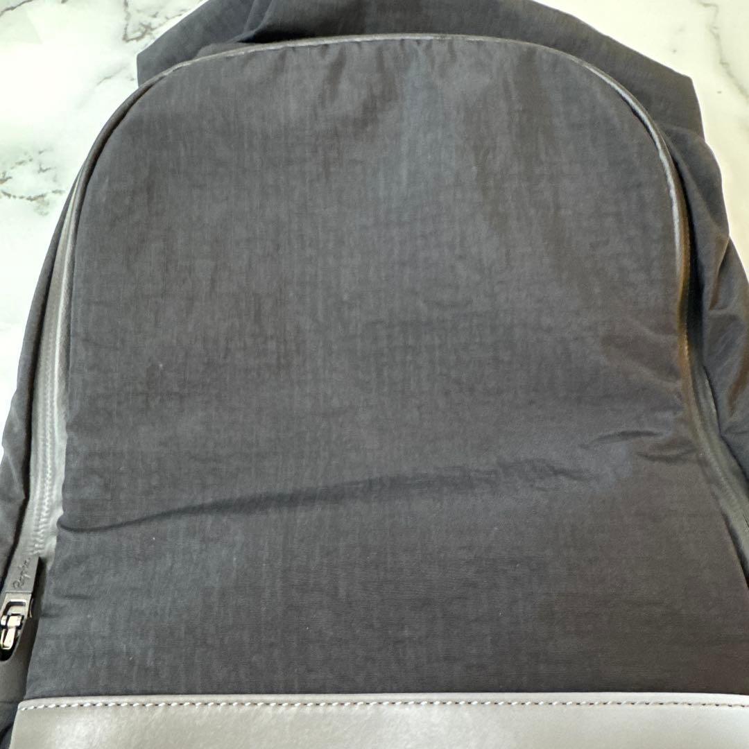 RAPHA Pro Team Lightweight Backpack ブラック