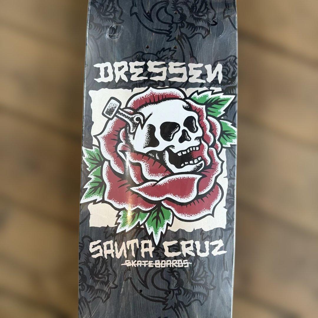 Santa Cruz Dressen スケボーデッキ9.25×31.95㌅