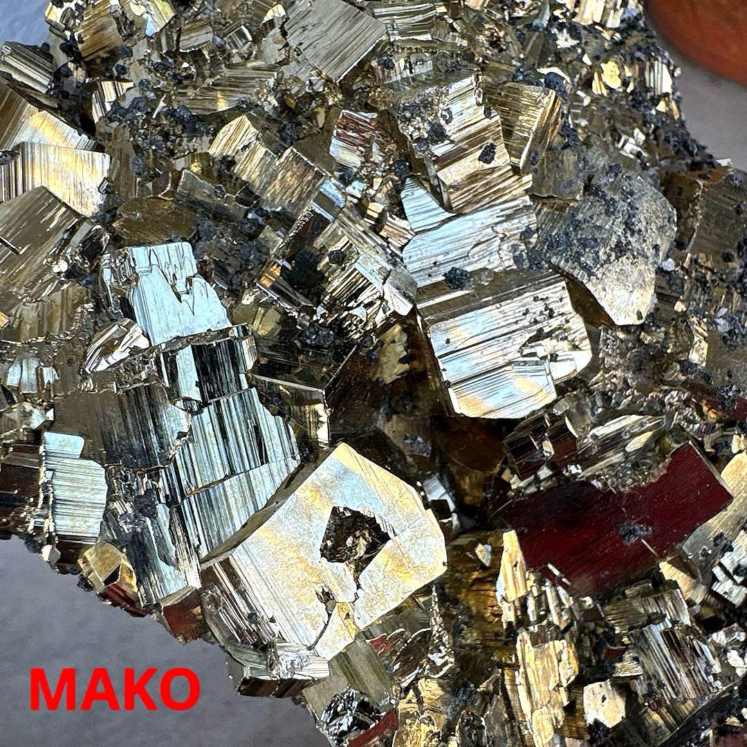 M1768☆パイライト原石クラスター2.7Kg☆天然石　原石☆N50716