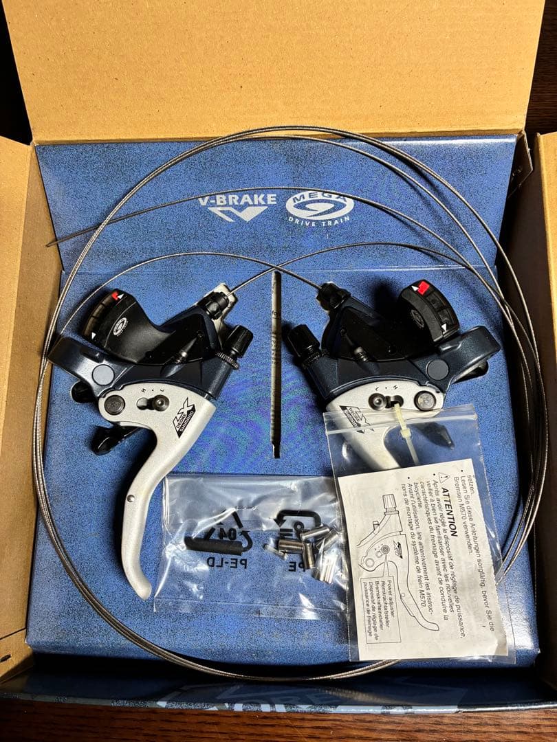 新品未使用SHIMANOシフターDEORE LX/ST-M570 6P-SET