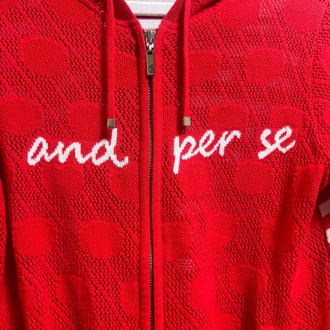 and per se ⭐️フード付きジャケット 赤