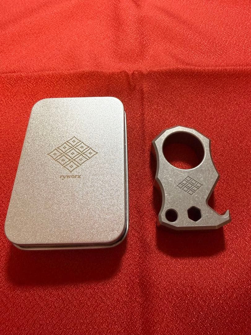【200個限定】Titanium rynuk ryworx 64チタンEDC