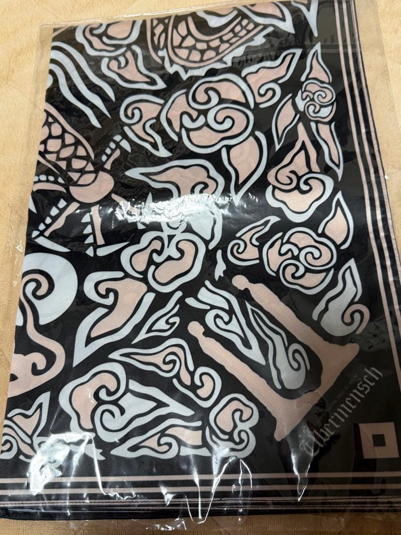 【期間限定】gdragon ジヨン 限定キャップ スカーフ　ÜBERMENSCH