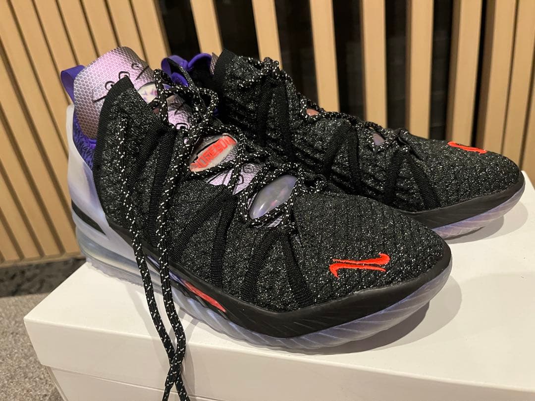 NIKE ナイキ レブロン18キリアンコラボ