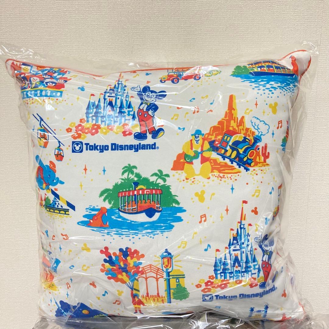 ディズニー　レトロ復刻グッズ　クッション