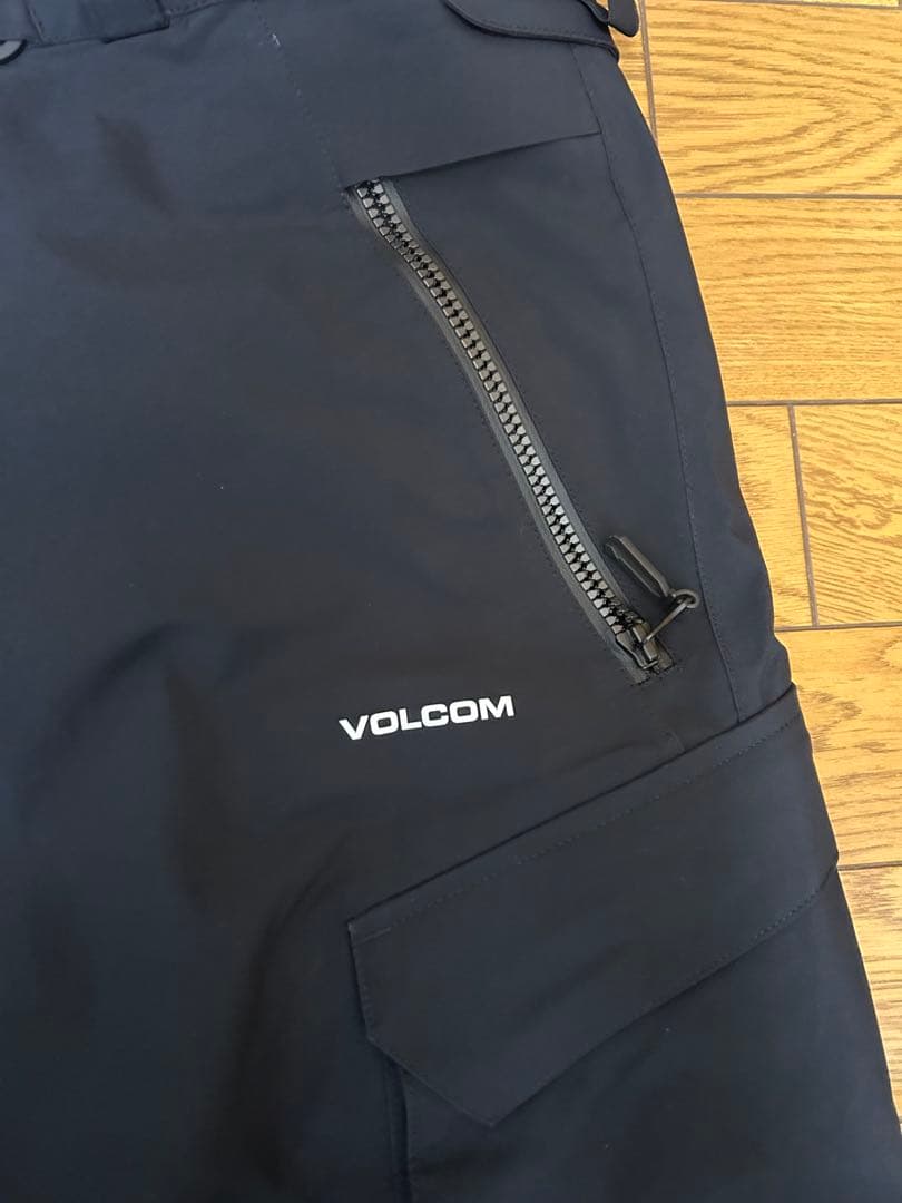 シンシンさん専用 ボルコム　美品　GORE-TEX ウェア上下セット