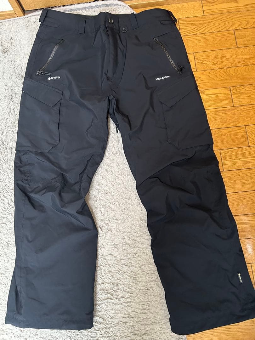 シンシンさん専用 ボルコム　美品　GORE-TEX ウェア上下セット