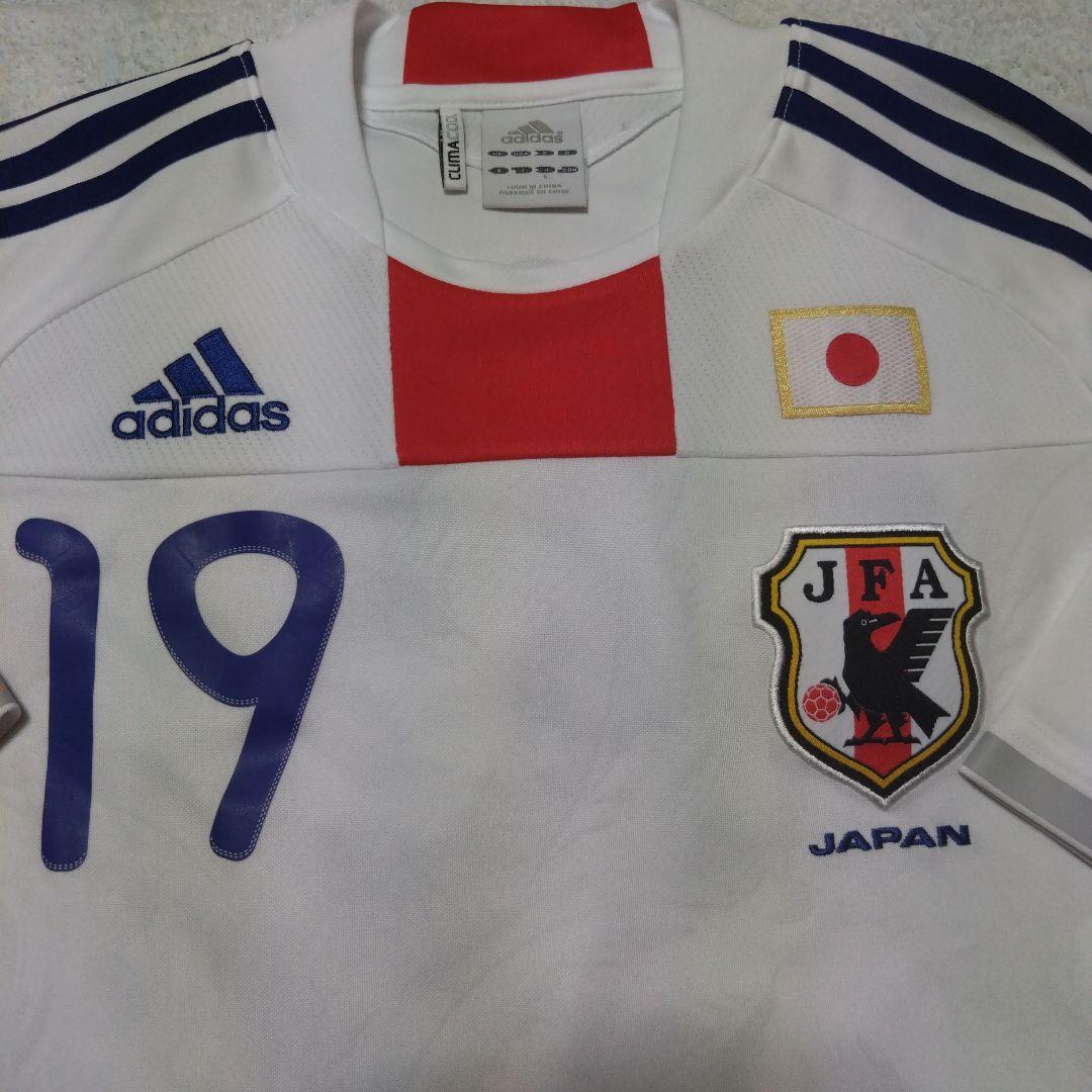 日本代表　李忠成　(白色かつ１５年くらい前の物にしては状態良好です)