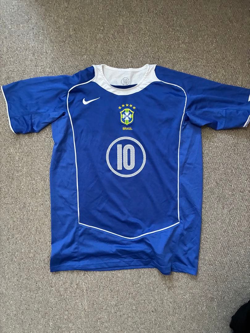 ブラジル代表　2006 アウェイ　ユニフォーム　ロナウジーニョ