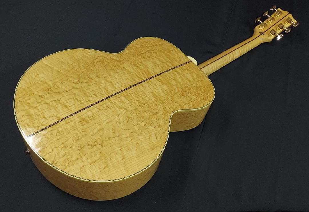 ◆　新品同様　Gibson　J-200　モンタナゴールド　バーズアイ　◆