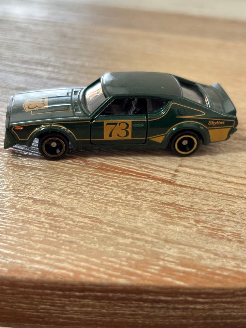 トミカ トミカリミテッド　スカイライン　ケンメリ パトカー　日本製　中国製