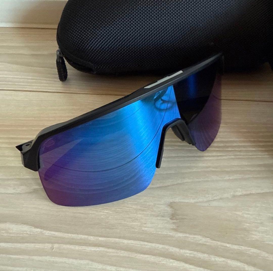 OAKLEYサングラス 青紫色 レンズ ケース付き