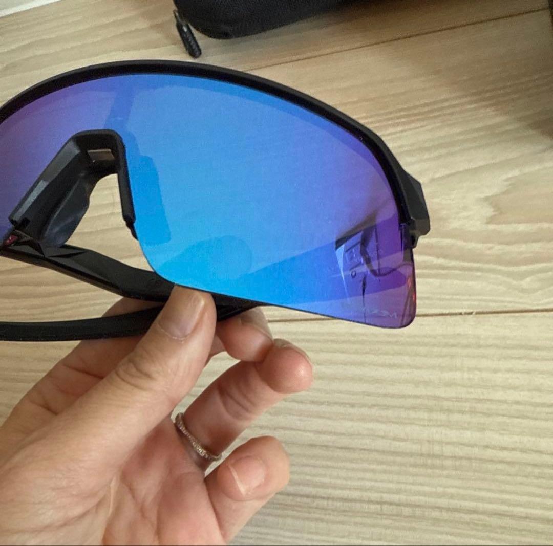 OAKLEYサングラス 青紫色 レンズ ケース付き