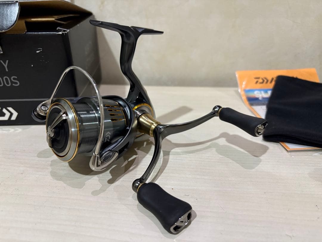 ★☆ダイワ　23エアリティ　LT2500S カスタム　美品