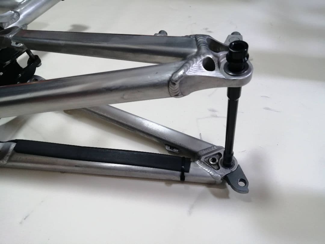 TURNER DHR サイズL 中古
