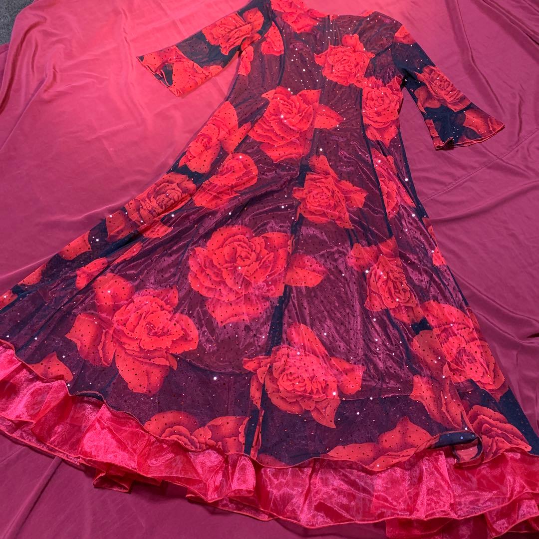 スパンコール薔薇柄ロングドレス　　　　　⭐️SALE⭐️