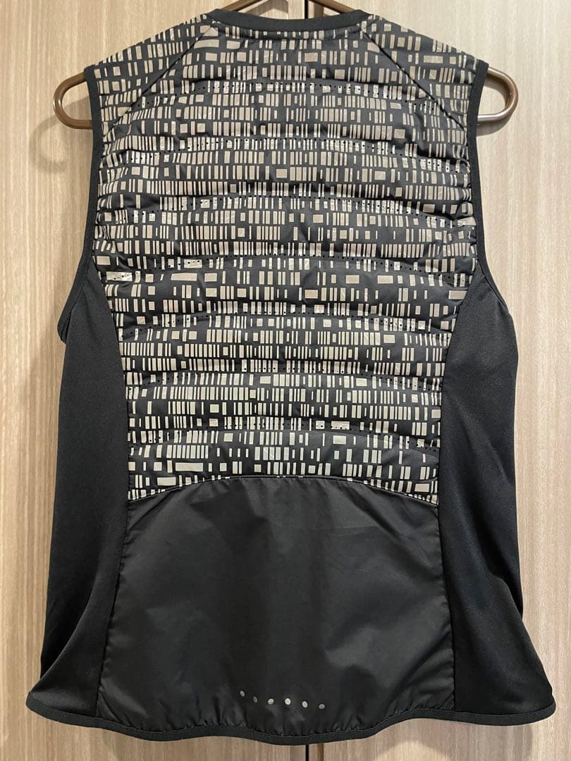 NIKE ナイキ AEROLOFT FLASH VEST レディース Mサイズ