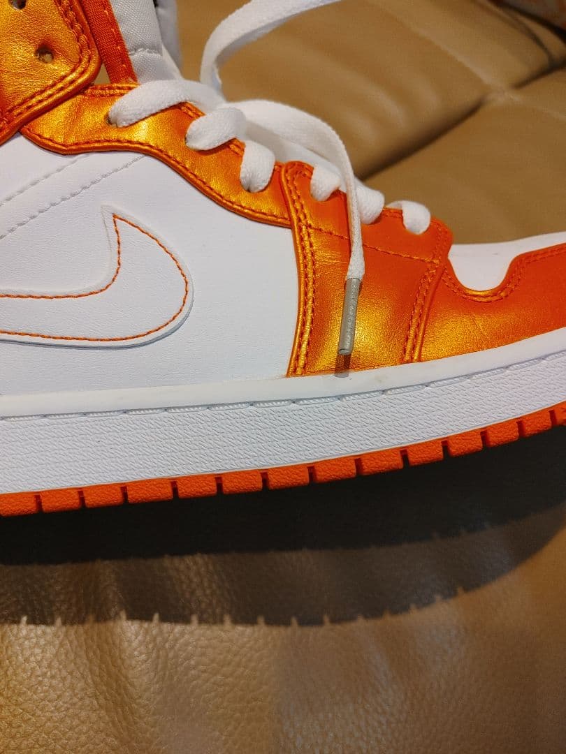 新品27㎝Nike Air Jordan 1 Mid オレンジ/ホワイト