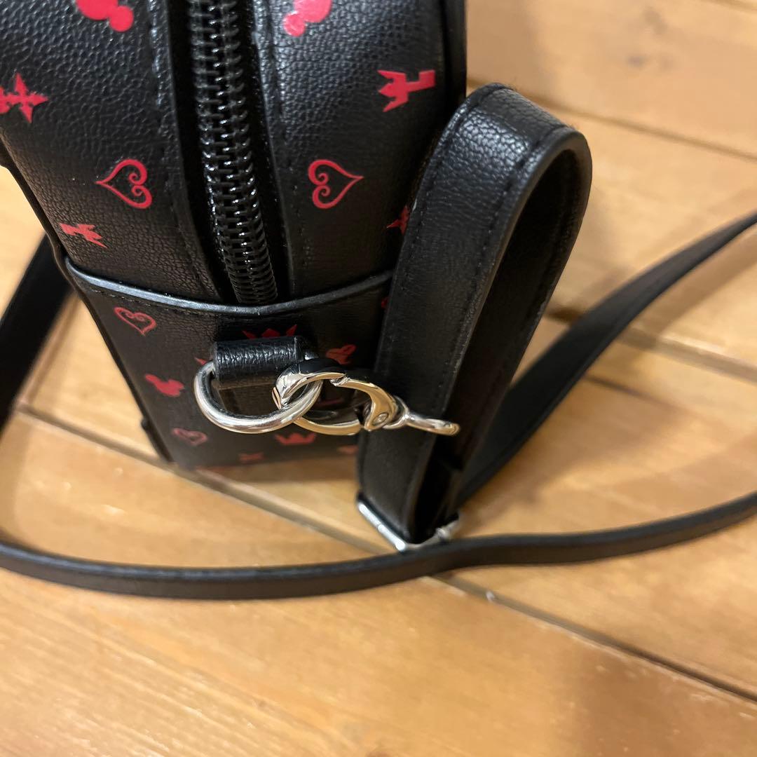 美品　キングダムハーツ　ショルダーバッグ