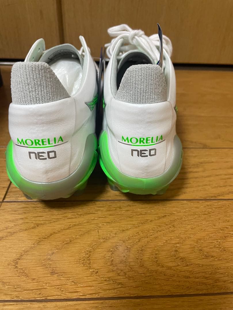 ミズノ　モレリア Neo4 Japan 26.5 cm