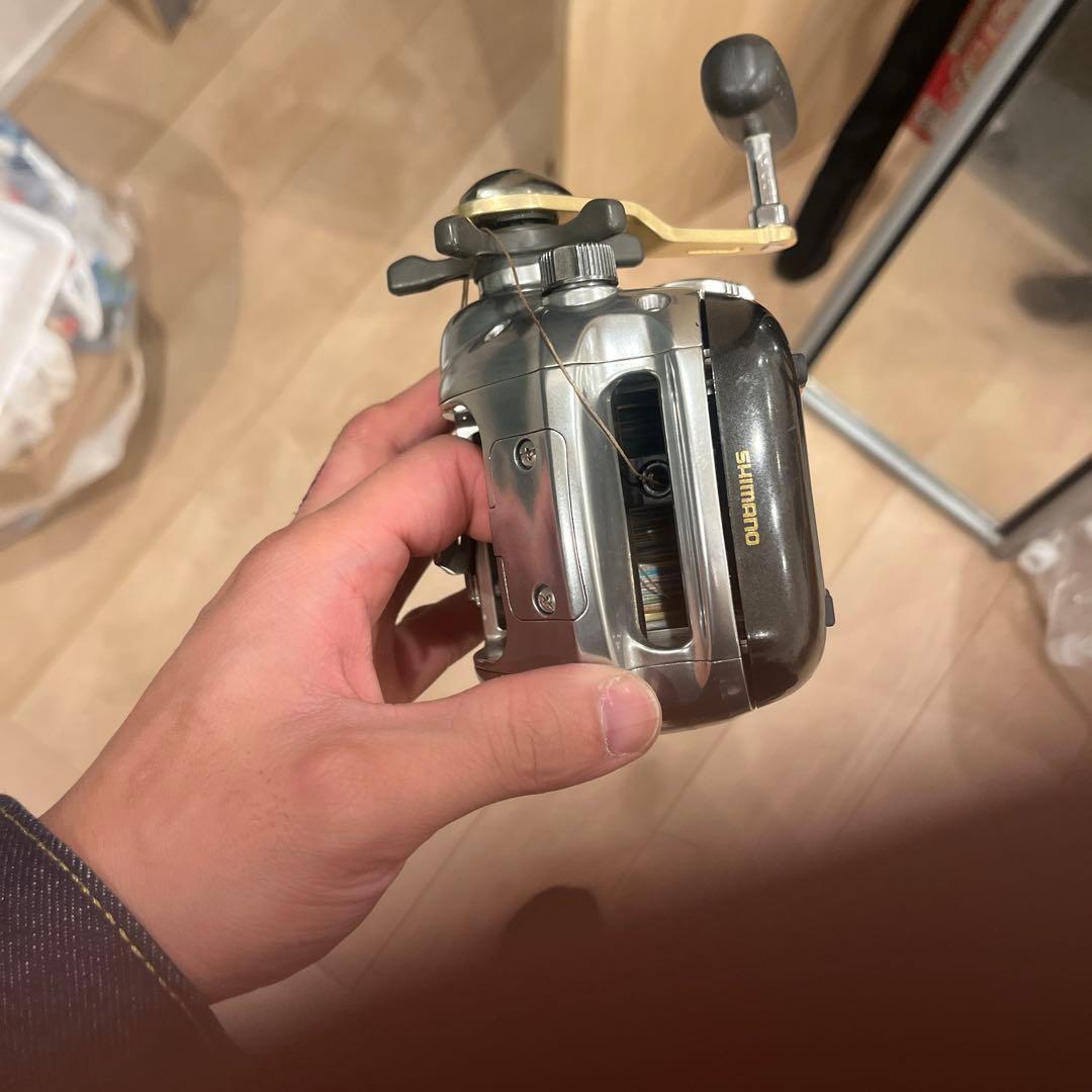 電動リール デジタル表示付き