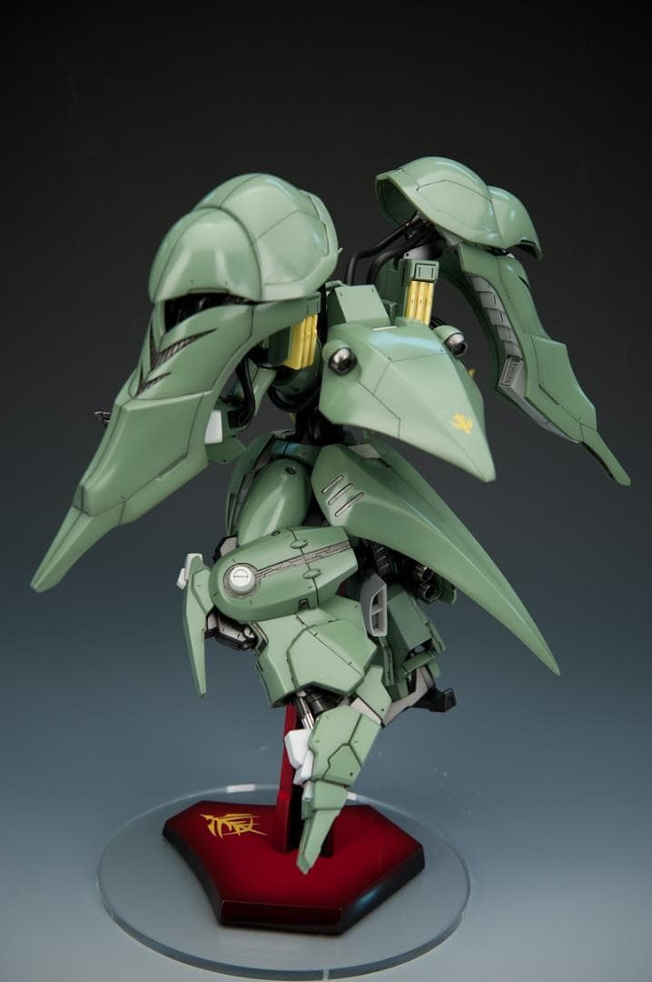 ガレージキット 機動戦士ZZガンダム　1/144 クインマンサ