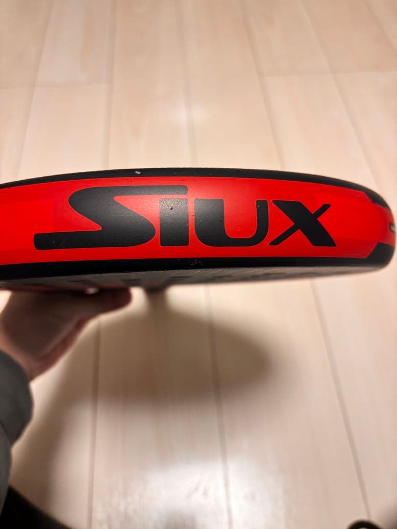 【最終値下げ】パデルラケット SIUX TRILOGY 3 CONTROL