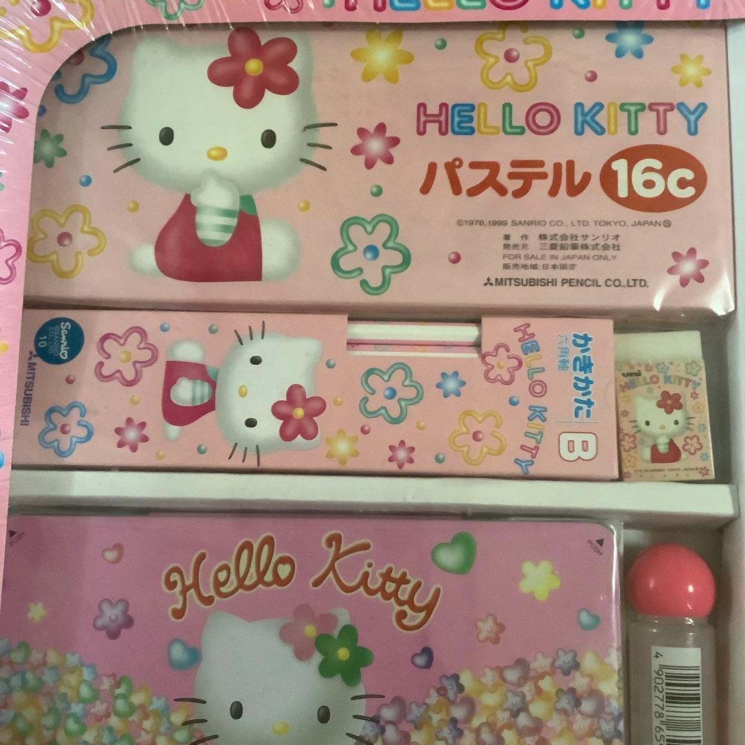 【未開封品】Sanrio サンリオ ハローキティ 三菱鉛筆 文具セット