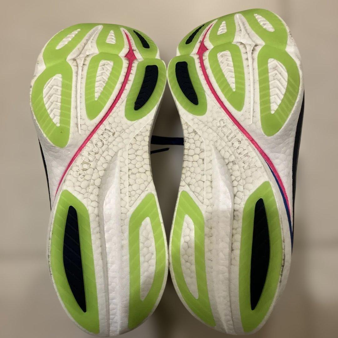 ENDORPHIN AZURA サッカニー　エンドルフィンアズーラ　27.5