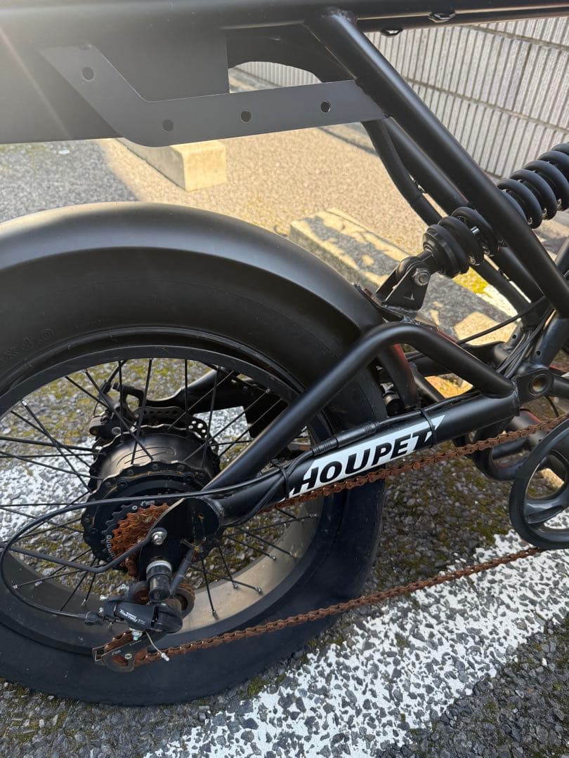 電動アシスト自転車 黒