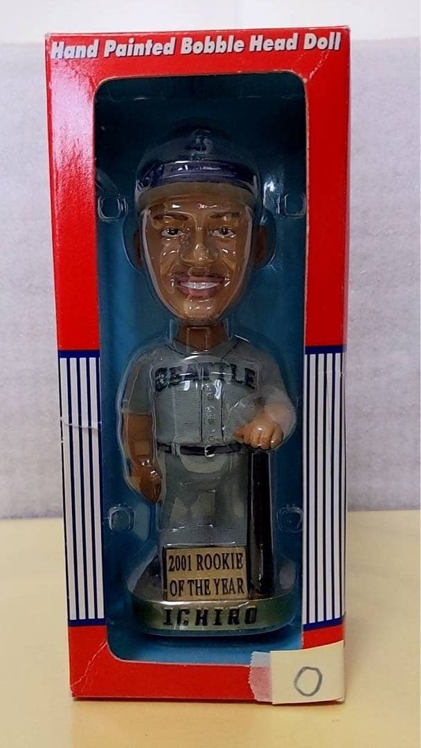新品、未使用品! イチロー選手、2001年新人賞のボブルヘッド人形！