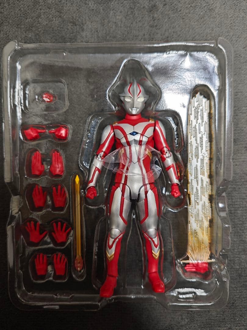 S.H.Figuartsウルトラマンメビウス