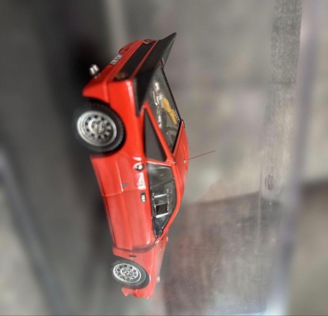 ランチア 037 ラリー プレインカラーモデル レッド 1/43 hpi