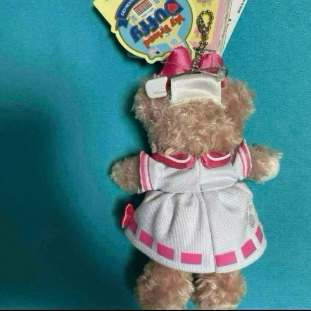 ディズニー　マイフレンドダッフィー　シェリーメイ　ぬいぐるみバッジ　タグ付き