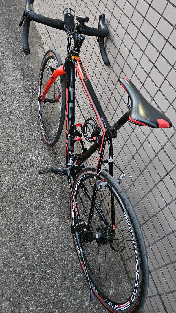 引き取り推奨！ Focus ロードバイク