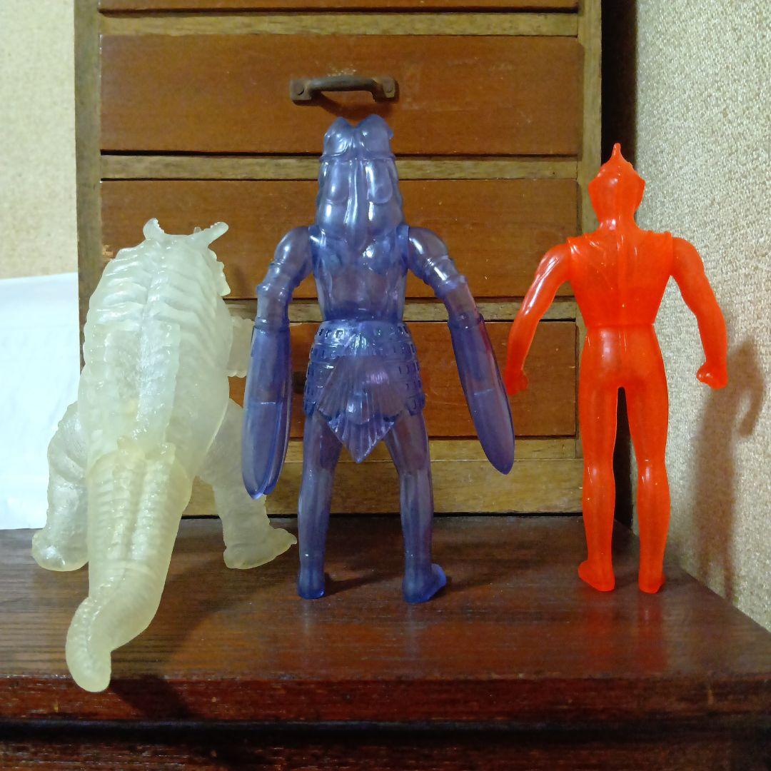 ウルトラソフビLIMITED　3体組　ウルトラマンガイア　バルタン星人　ネロンガ