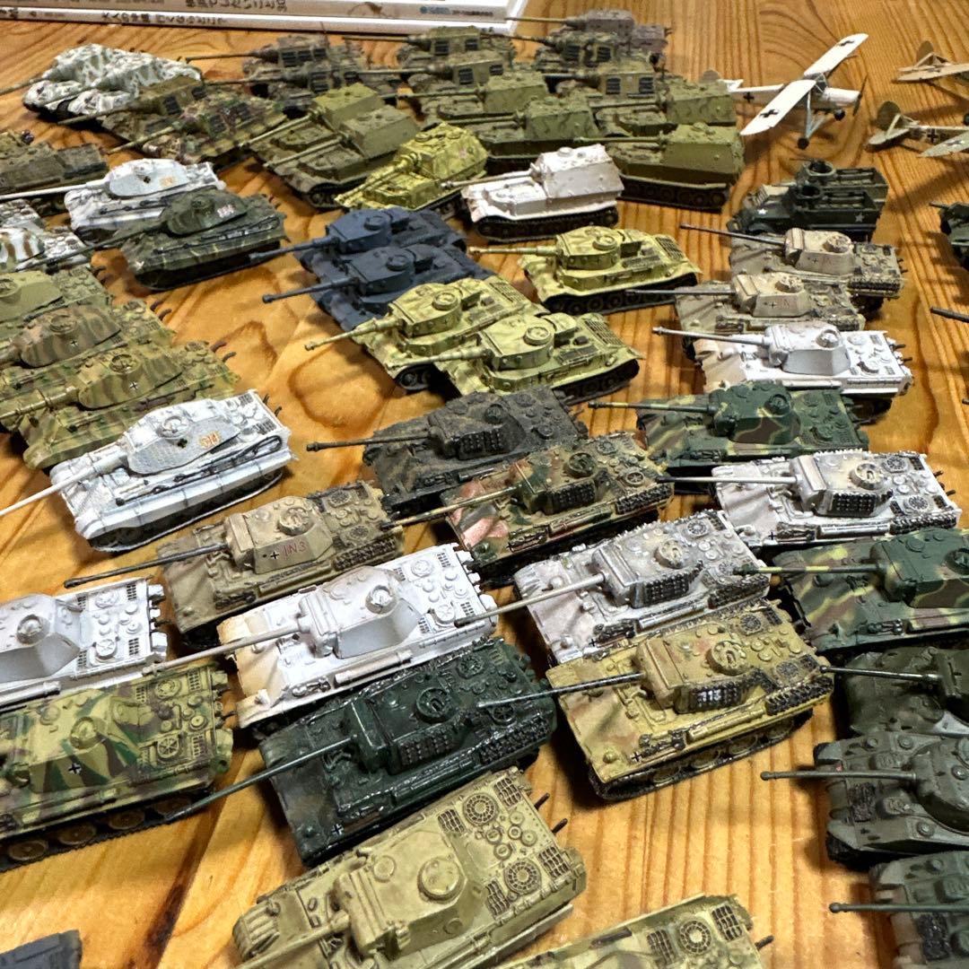 1/144 戦車　自走砲　突撃砲　フィギュア