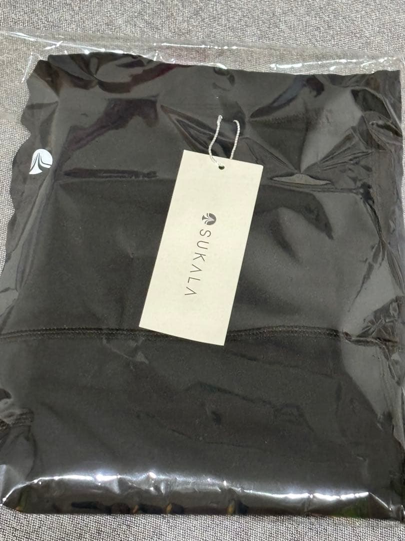 ★新品★SUKALAウエストギャザーソリッドレギンスM
