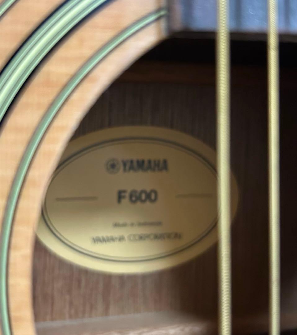 ギター Yamaha F600